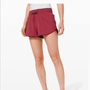 Lululemon choose a side shorts size 8